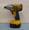 Impact driver (DeWalt)