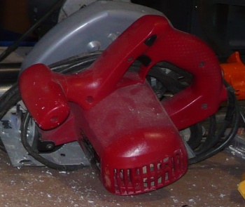 Skil Saw Red.jpg
